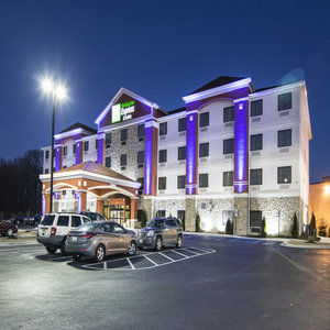 Express & - Area By Ihg Elkton